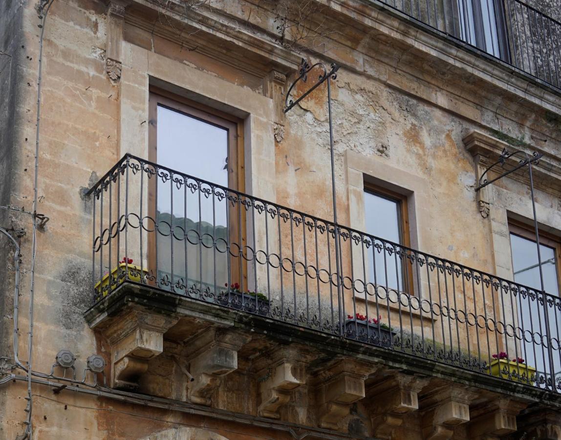 Da Cleo-Nel Cuore Del Barocco Siciliano Ragusa Exterior foto